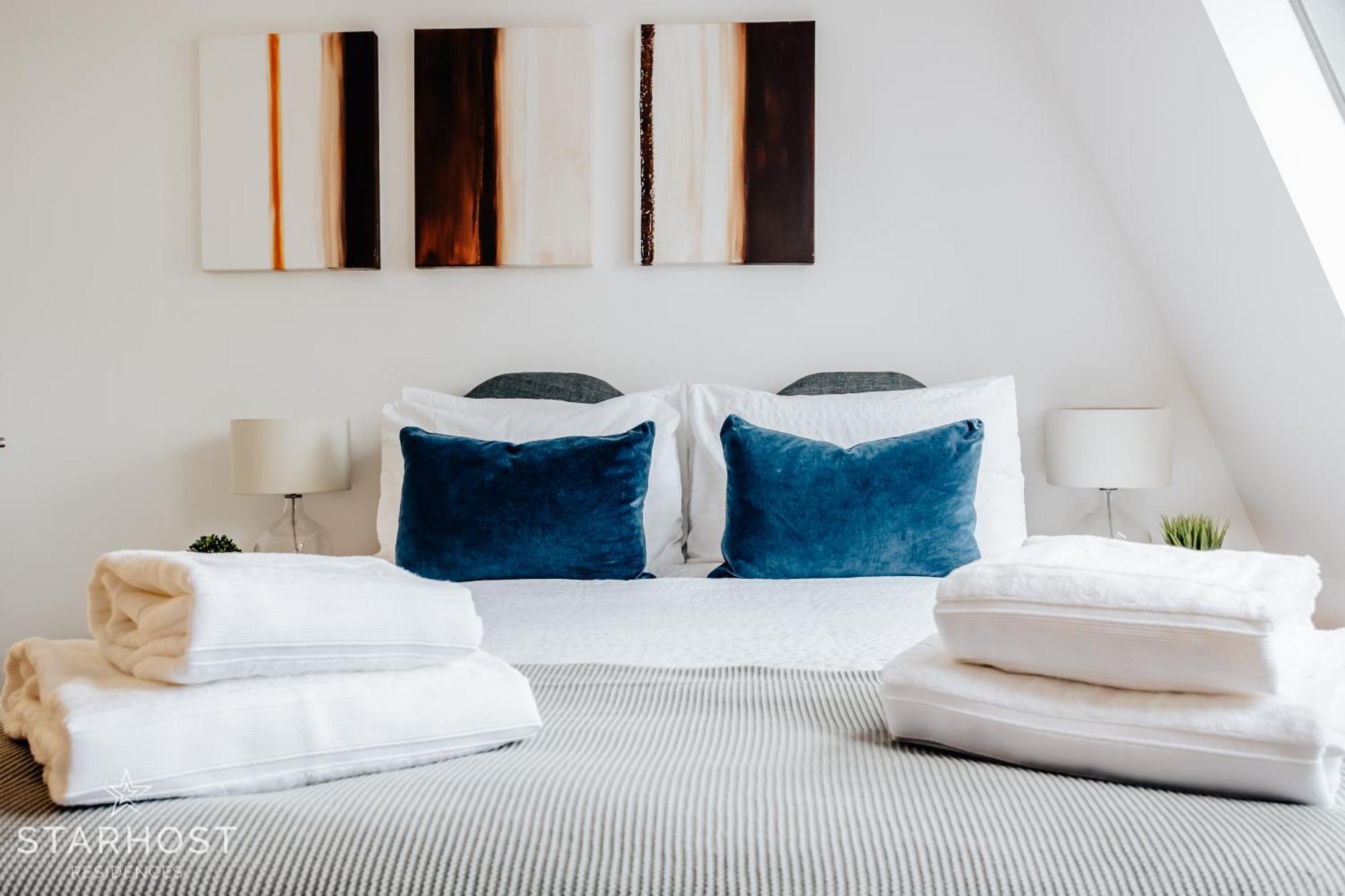 ניוברי Central 3 Bed Apartment At Regents Court, Newbury מראה חיצוני תמונה