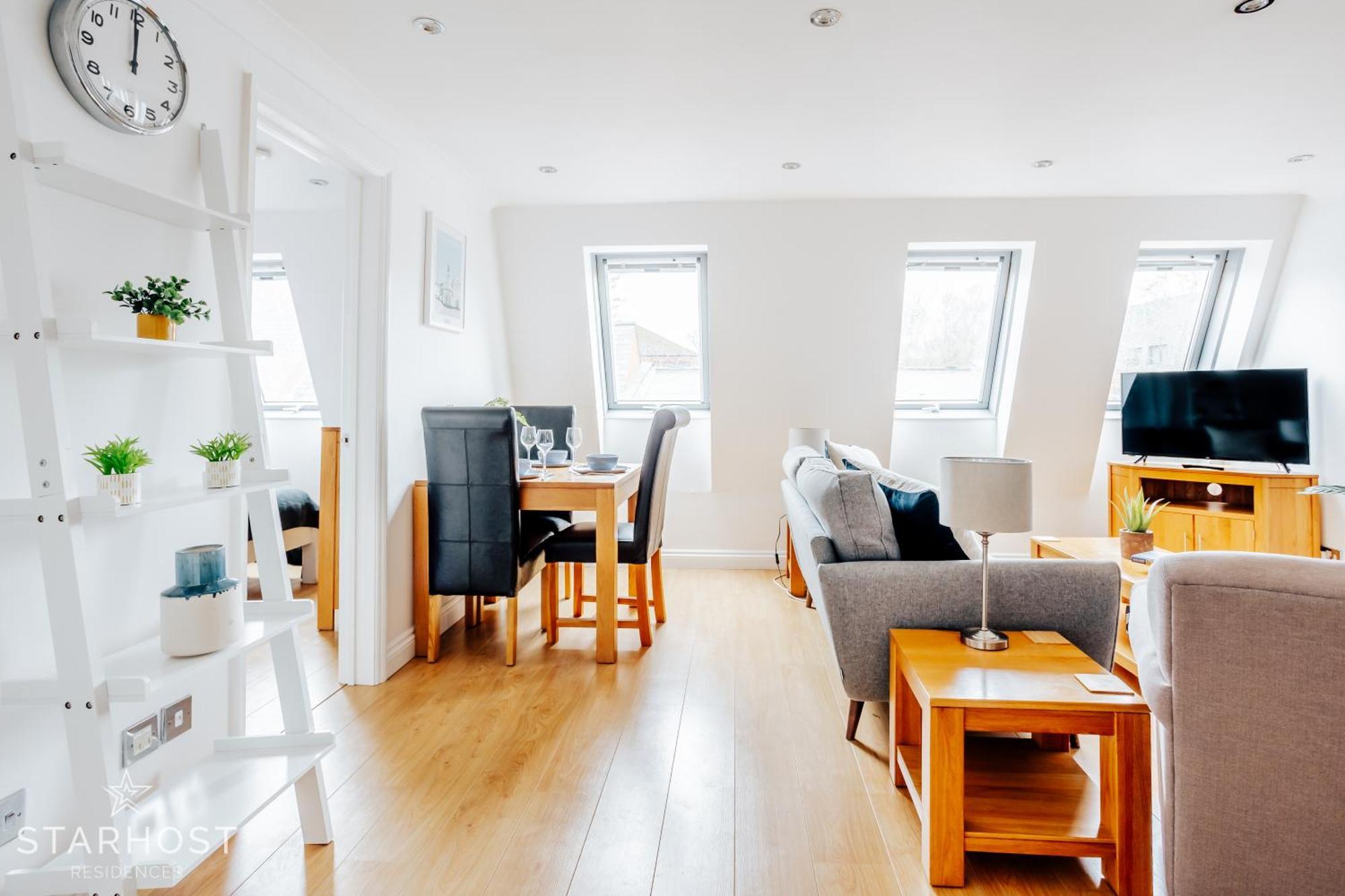 ניוברי Central 3 Bed Apartment At Regents Court, Newbury מראה חיצוני תמונה